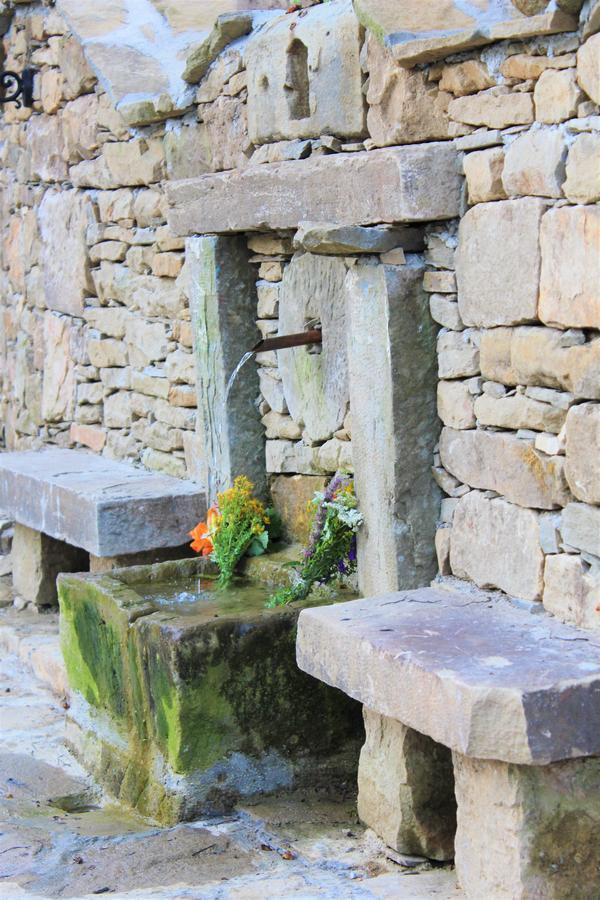 Hotel Sokay Tryavna Bagian luar foto