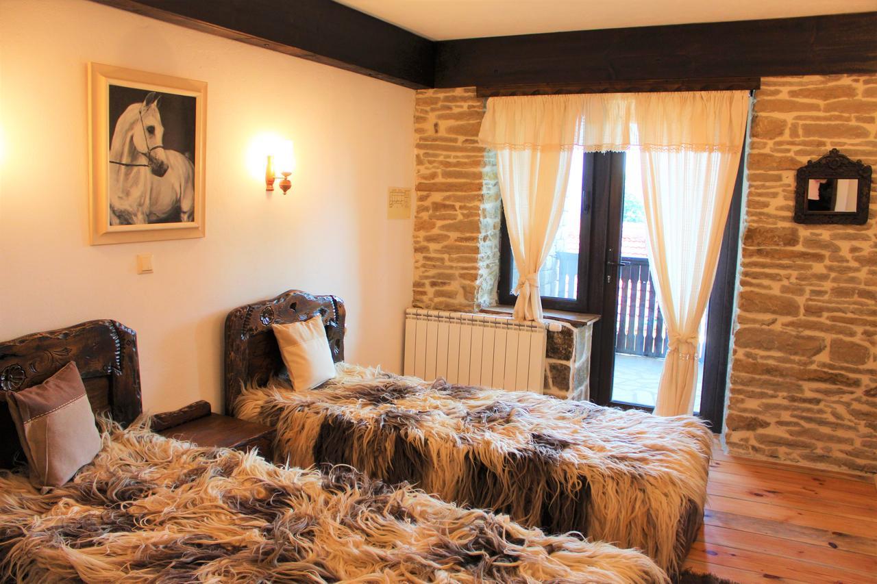 Hotel Sokay Tryavna Bagian luar foto