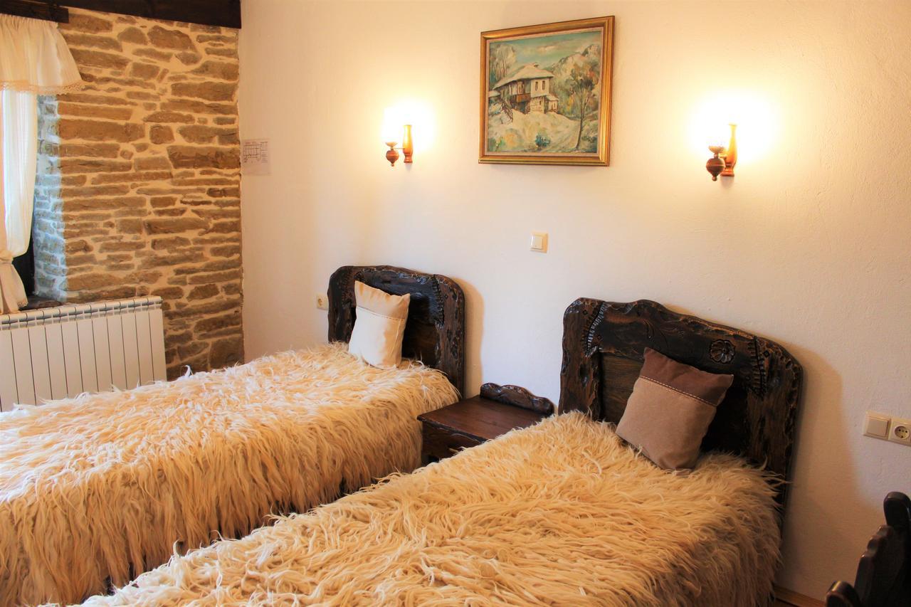 Hotel Sokay Tryavna Bagian luar foto