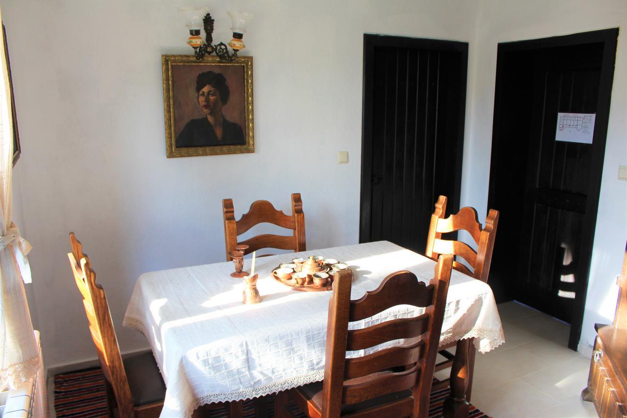 Hotel Sokay Tryavna Bagian luar foto