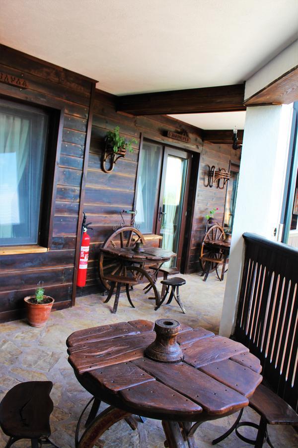 Hotel Sokay Tryavna Bagian luar foto