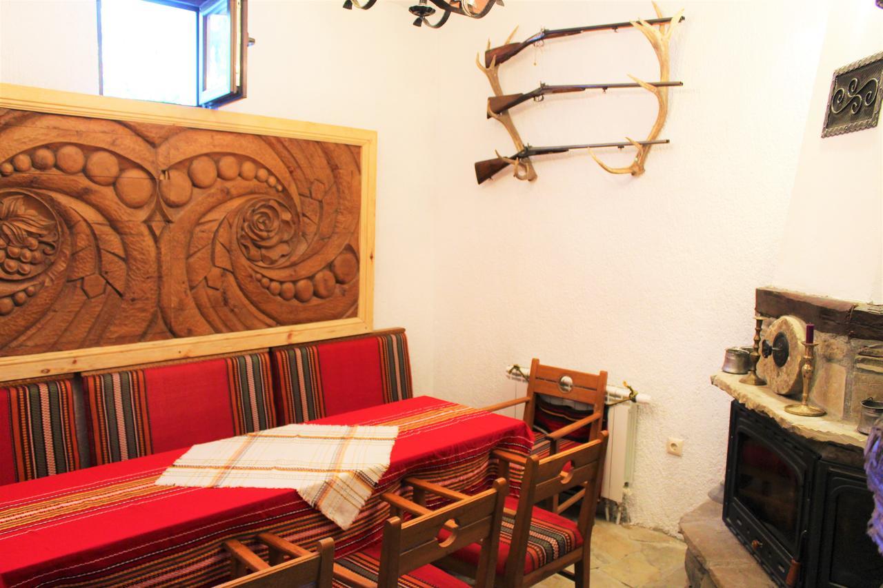 Hotel Sokay Tryavna Bagian luar foto