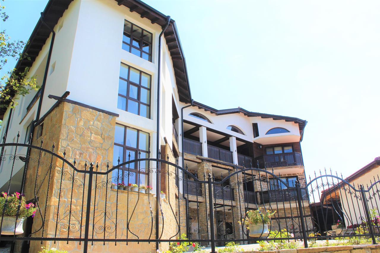 Hotel Sokay Tryavna Bagian luar foto