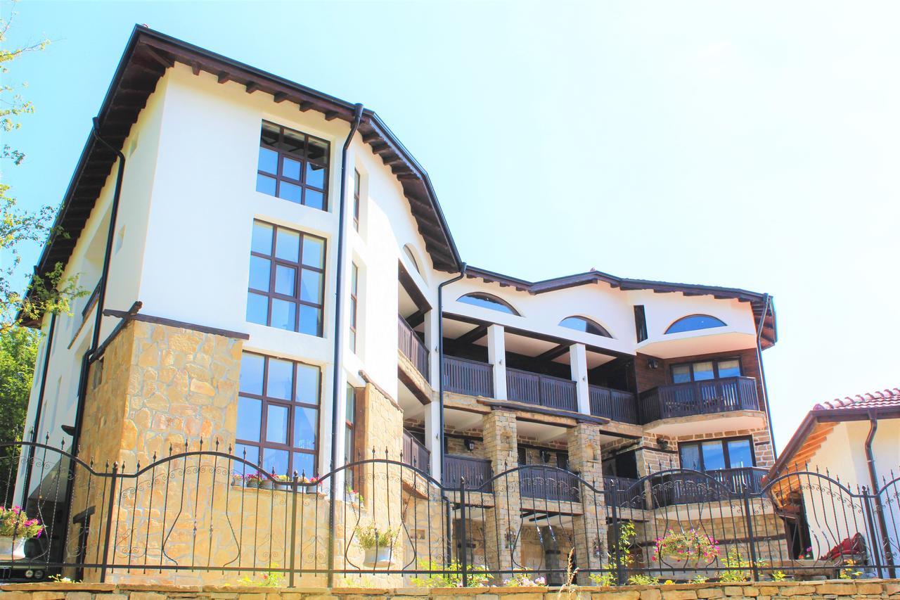 Hotel Sokay Tryavna Bagian luar foto
