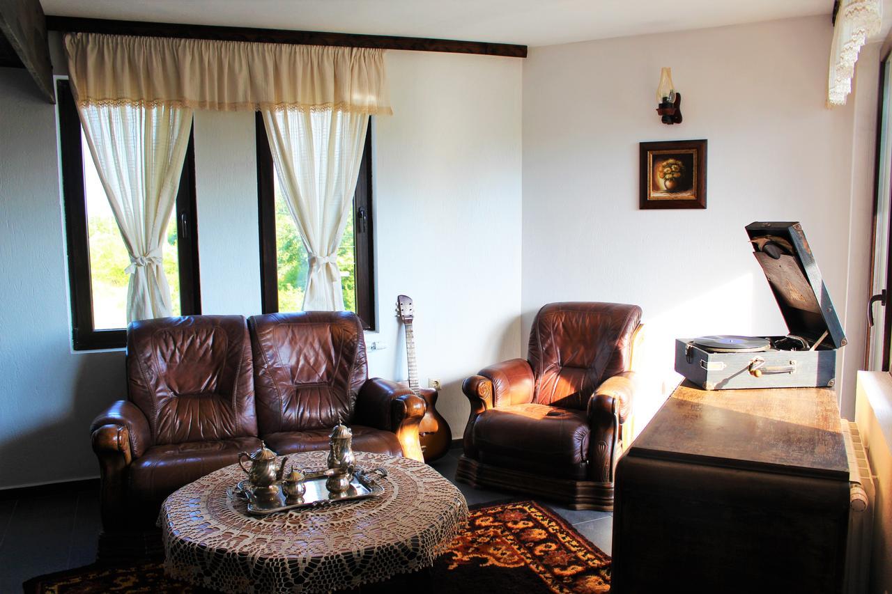 Hotel Sokay Tryavna Bagian luar foto