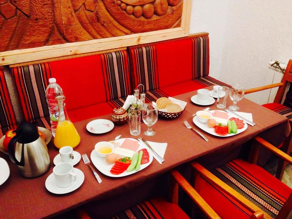 Hotel Sokay Tryavna Bagian luar foto