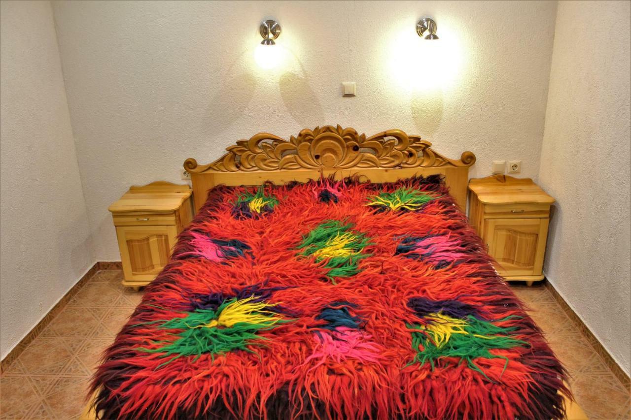 Hotel Sokay Tryavna Bagian luar foto