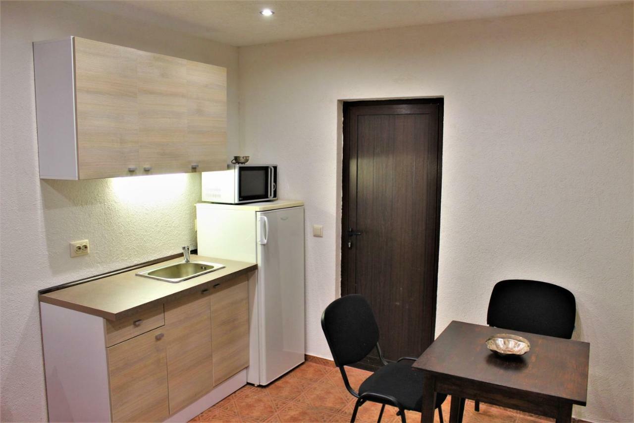 Hotel Sokay Tryavna Bagian luar foto